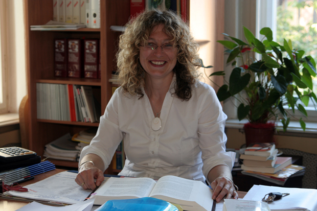 Rechtsanwältin Yvonne Schröder
